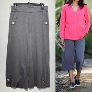 NWT NEON BUDDHA Bolivia Capri in Gunmetal Gray S